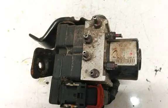 Suzuki Swift I ABS Pump 06210203854 062109-05683