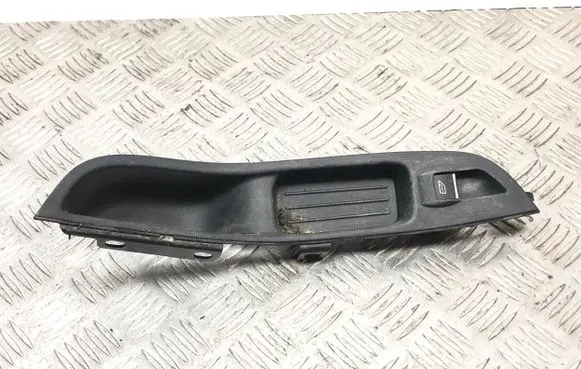 Ford Focus ST Front door window switch trim BM51A240A41 BM5T14529AB