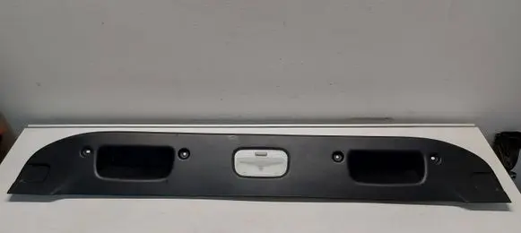 Peugeot 308 Tailgate trim 9683673777