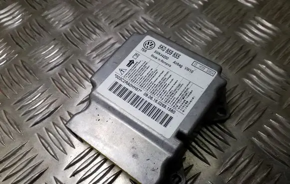 Volkswagen Golf VI Airbag control unit/module 5K0959655