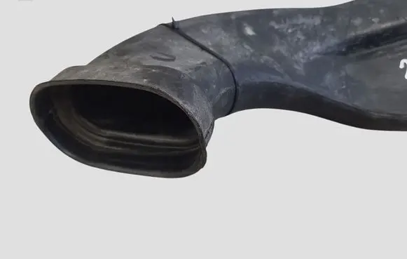Opel Zafira C Air intake duct part 13307080