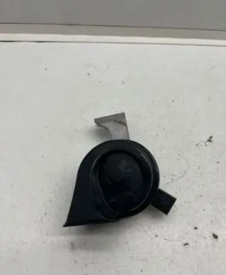 Audi Q7 4M Horn signal 4M0951223 V031244 4M0951210