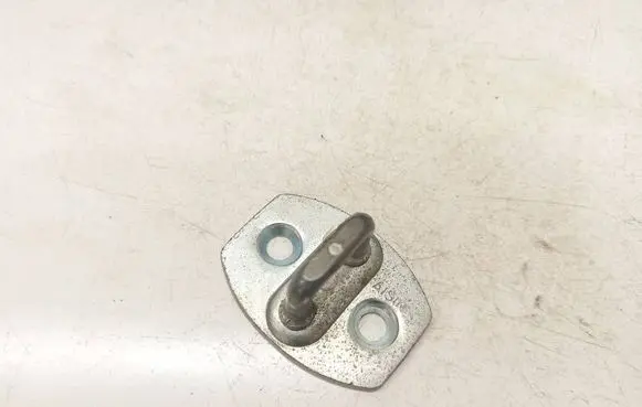 Toyota Avensis T250 Rear door lock loop/hook striker 