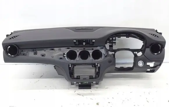 Mercedes-Benz CLA C117 X117 W117 Dashboard