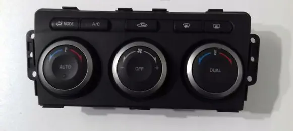Mazda 6 Climate control unit GAM761109B