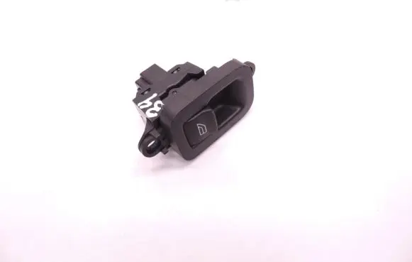 Volvo V50 Electric window control switch 30658449 D34