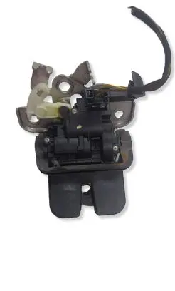 Audi A6 S6 C6 4F Tailgate/trunk/boot lock/catch/latch 