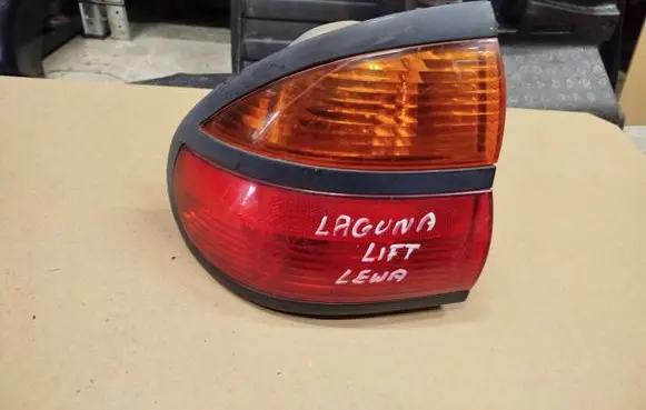 Renault Laguna II Rear/tail lights 7700420122 67742931