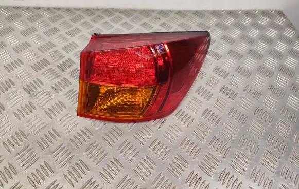 Lexus IS 220D-250-350 Rear/tail lights W21W 7440
