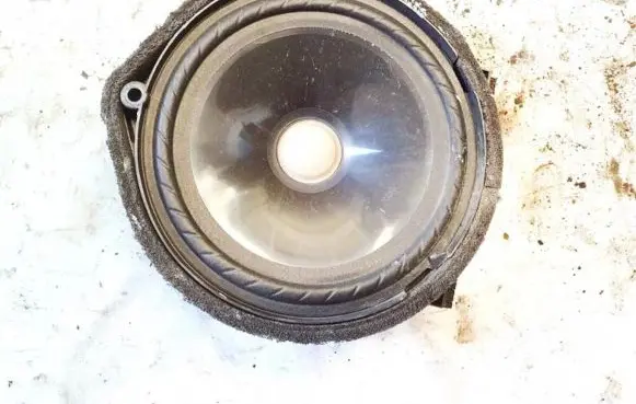 Honda Civic Front door speaker eas16p688a
