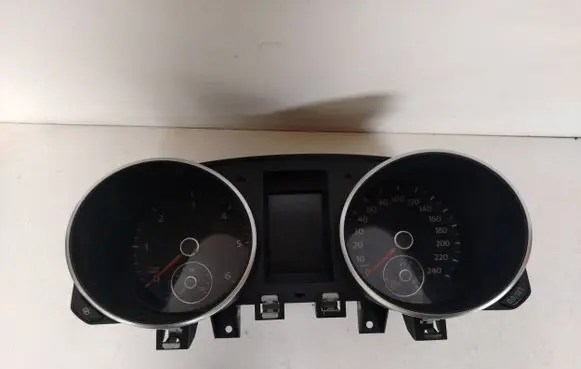Volkswagen Golf VI Speedometer (instrument cluster) 5K0920871A 1105021135