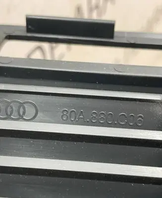 Audi Q5 SQ5 (C) pillar trim 80A860C06