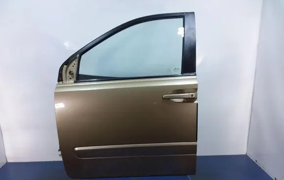 KIA Sedona Front door