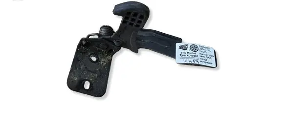 Nissan Qashqai Engine bonnet/hood lock/latch loop/hook 