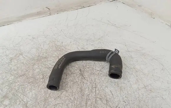 Audi A5 Sportback 8TA Engine coolant pipe/hose 04L121065AN