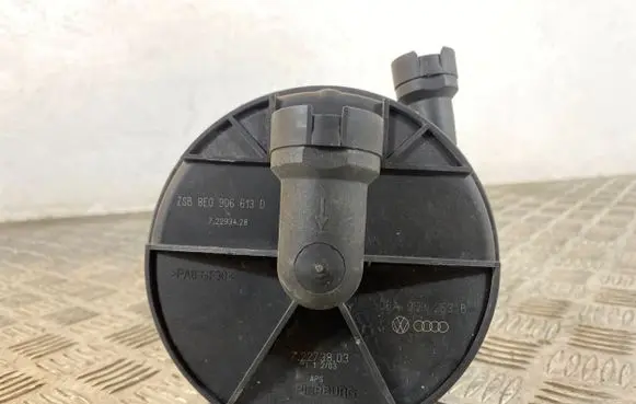 Audi A4 S4 B6 8E 8H Secondary air pump 8E0906613D 72293428