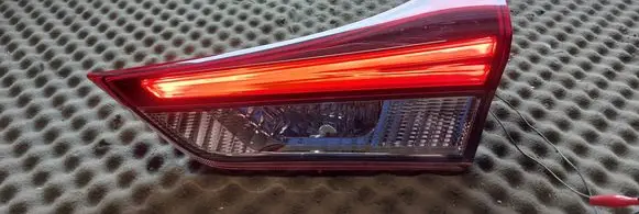 Toyota Auris E180 Tailgate rear/tail lights 02344