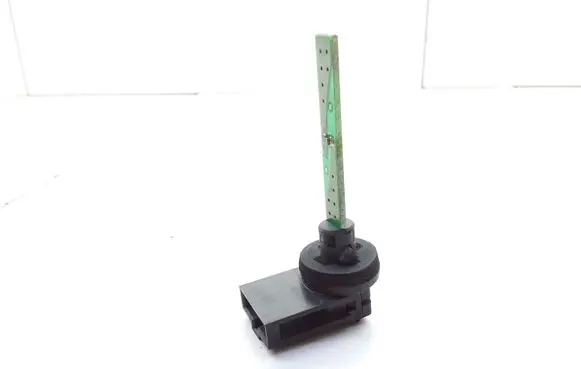 Audi A4 S4 B5 8D Oil temperature sensor 4B0820539