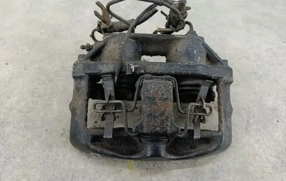 Audi A8 S8 D2 4D Front brake caliper LUCAS