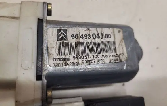 Citroen C5 Front door window regulator motor 9649304380 985173100