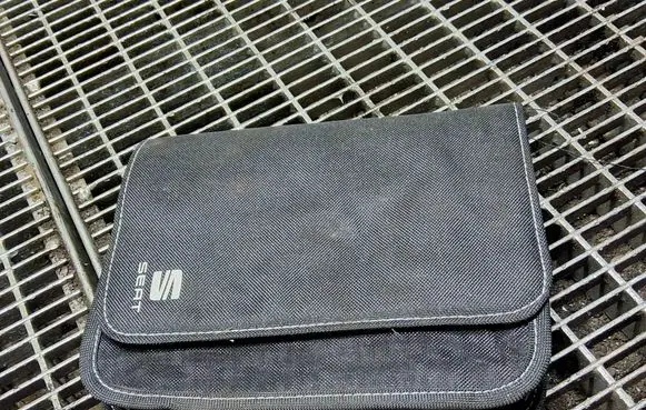 Seat Leon (5F) Owners service history hand book 