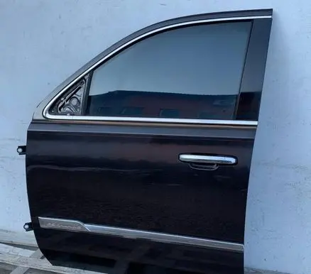 Cadillac Escalade IV Front door W32R2R2F