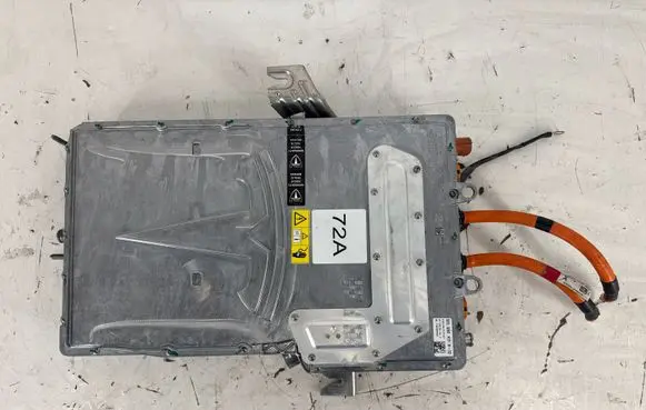 Tesla Model X Voltage converter inverter 105513900E 103564700J