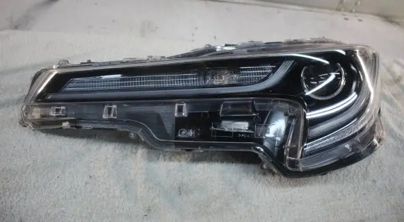 Toyota Corolla E210 E21 Headlight/headlamp 90154014
