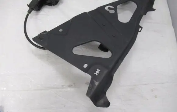 Peugeot 5008 II Holder (bracket) 123096B02X