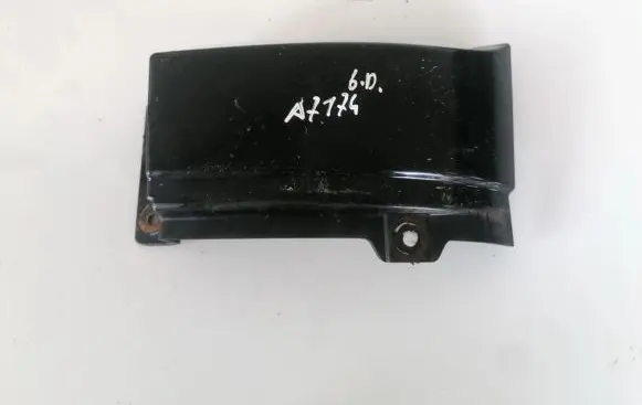 Opel Zafira A Rear/tail light trim molding 90580804 8062860