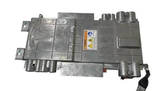 Tesla Model S Voltage converter inverter 102115400E T13J0003522