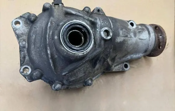 BMW M5 F90 Front differential 8638080 33118638080