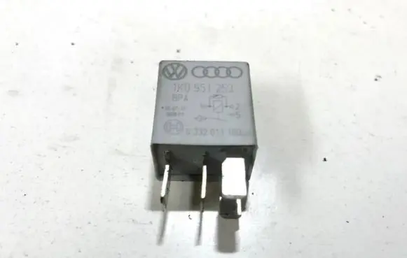 Volkswagen Golf V Other relay 1k0951253 0332011100
