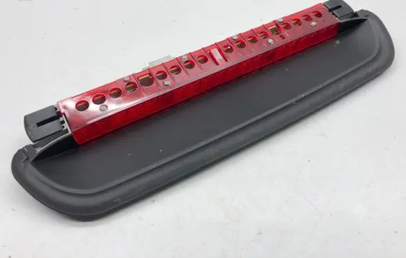 BMW 3 E90 E91 Third/center stoplight 6946614