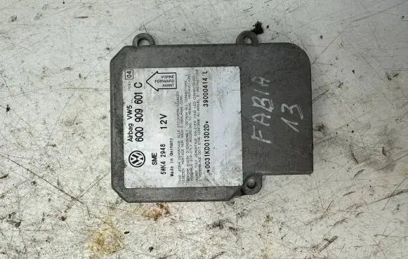 Skoda Fabia Mk1 (6Y) Airbag control unit/module 6Q0909601C 5WK42948 39000414L