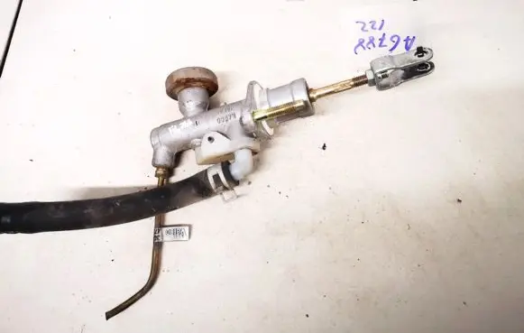 Nissan Almera N16 Clutch master cylinder