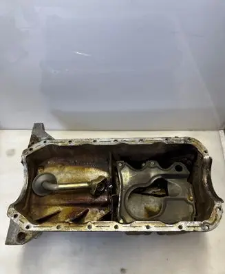 Mazda 323 F Oil sump 