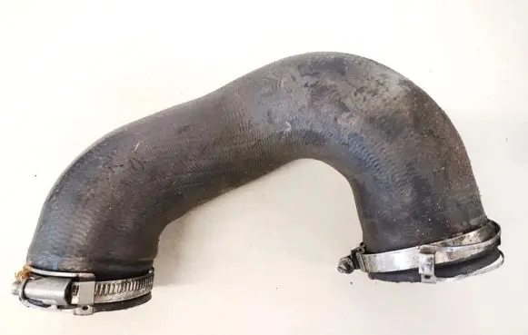Audi Q7 4L Intercooler hose/pipe 7l6145972e