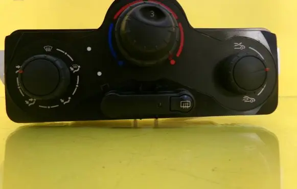 Renault Clio III Interior fan control switch 030966N 69590002