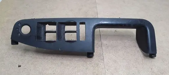 Audi A4 S4 B6 8E 8H Front door interior handle 8E1867171