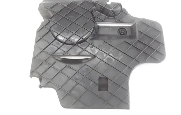 Mercedes-Benz E W212 Timing belt guard (cover) A6510100175 BBP198402
