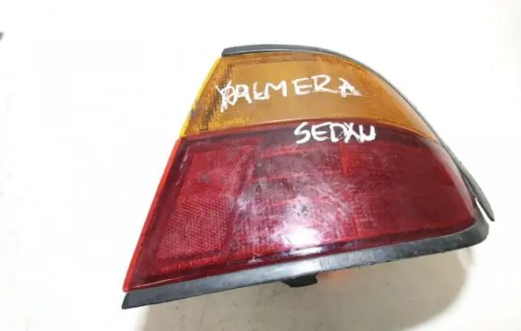 Nissan Almera Rear/tail lights