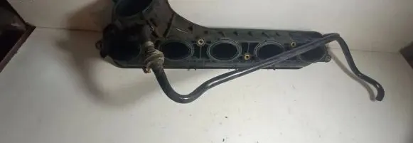 Volvo V70 Intake manifold 30757722