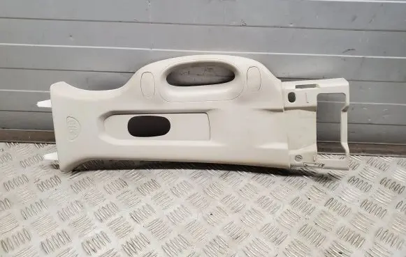 Dodge RAM (B) pillar trim (top) 61868W 12242