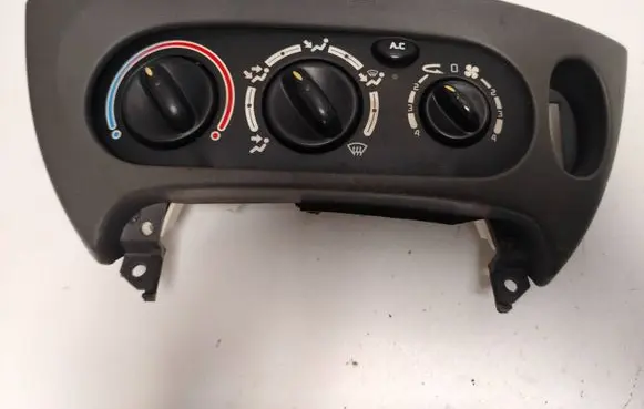 Renault Scenic I Climate control unit 662366X J64PAC 101589
