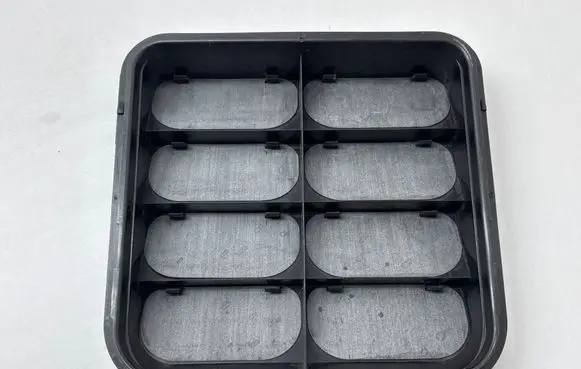 Porsche Cayenne (9Y0 9Y3) Quarter panel pressure vent 4M0819181