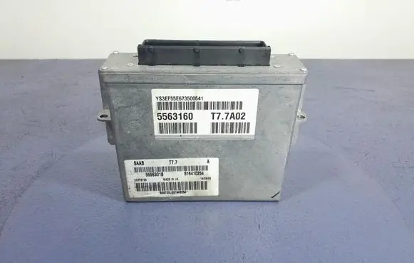 Saab 9-5 Engine control unit/module ECU 55563018
