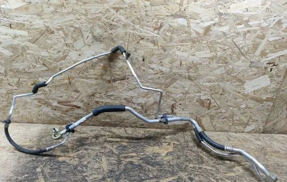 Chevrolet Malibu Air conditioning (A/C) pipe/hose 20912665 654452739