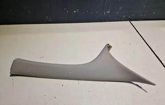Fiat Panda III (B) pillar trim (top) 735490410