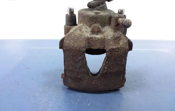 Volkswagen Polo Front brake caliper